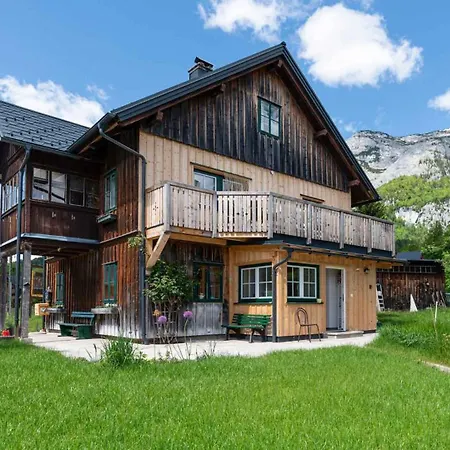 Ferienwohnung Haus Sonnenschein Grundlsee Exterior photo